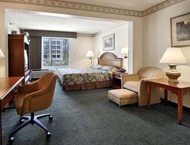 Hotel Wingate By Wyndham Raleigh Durham / Airport Exterior foto